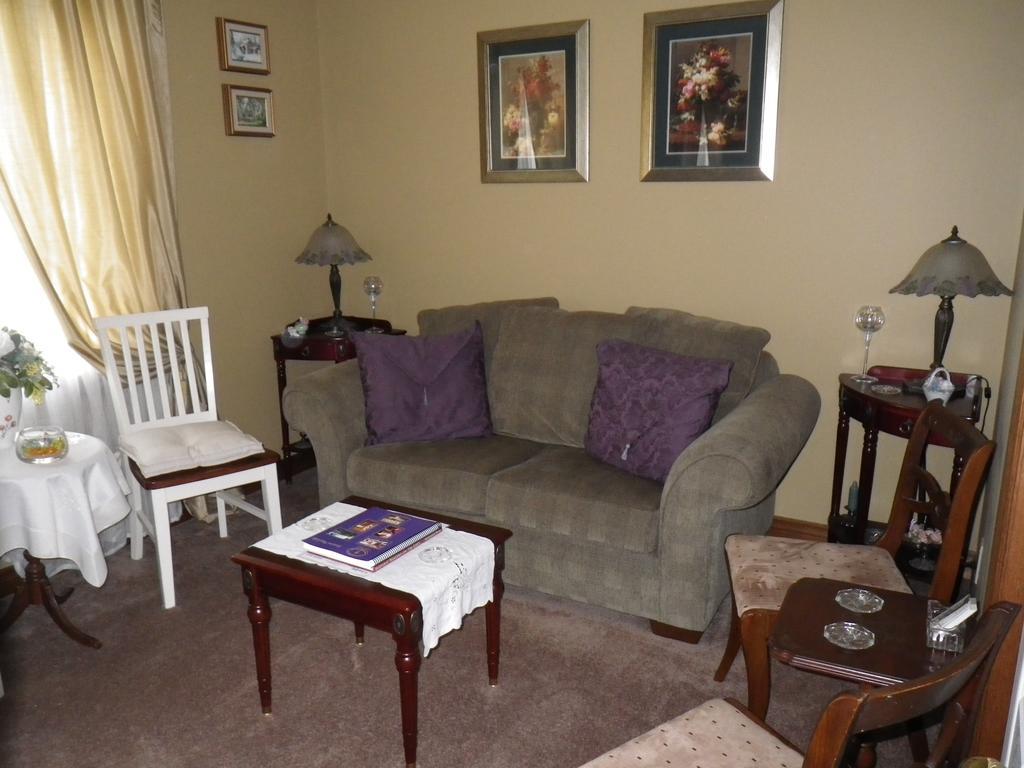 A Vineyard View Bed And Breakfast Niagara-on-the-Lake Bagian luar foto