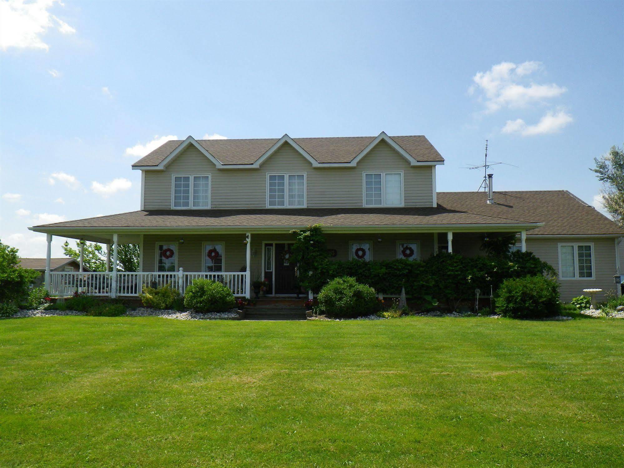 A Vineyard View Bed And Breakfast Niagara-on-the-Lake Bagian luar foto